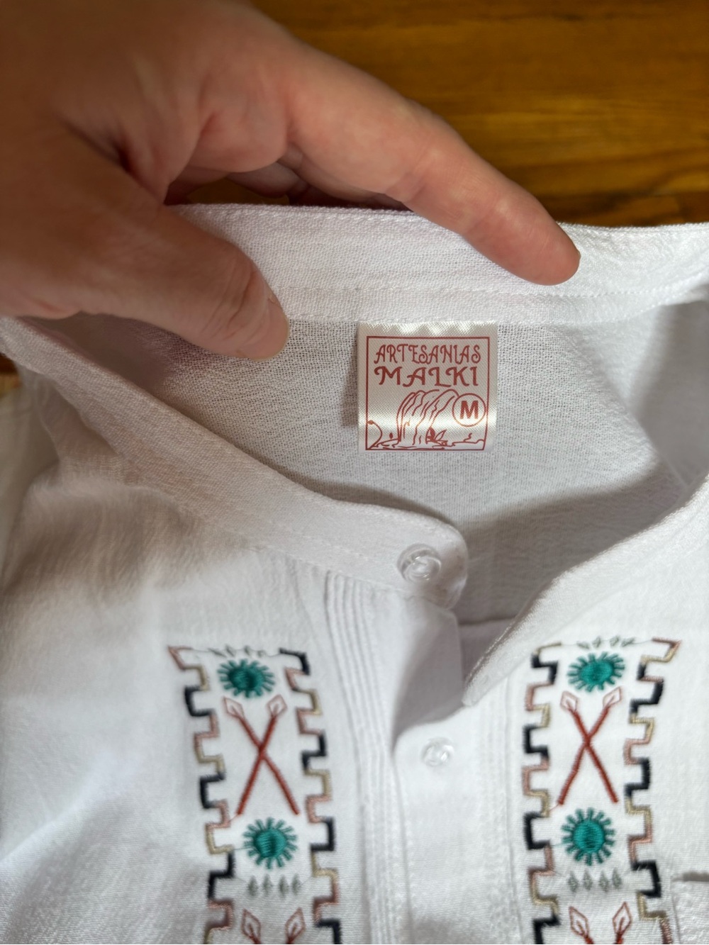 Cotton 100%High-quality guayabera shirt men’s size M made in Ecuador New - Picture 3 of 9